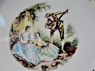 22-K Gold 2 Plates triumph american limoges china d'or it-s284 Share- 2 Triumph USA Limoges 22K China D'Or IT-S284 Courting Couples Bread and butter