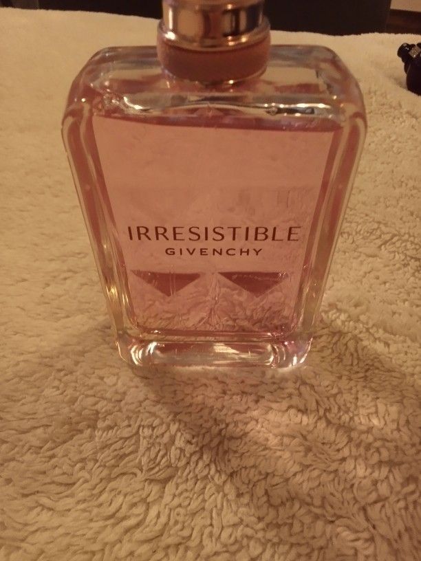 Givenchy Irresistible 