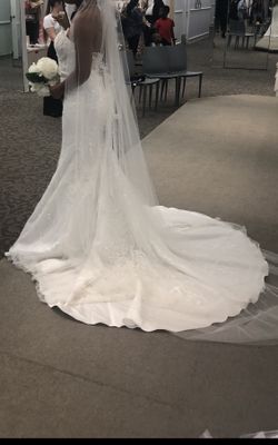 Wedding dress