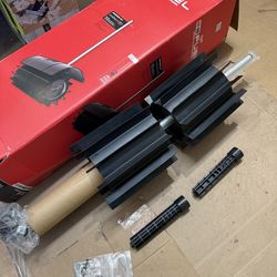 Milwaukee M18 FUEL QUIK-LOK Rubber Broom Attachment (Missing Cap)  