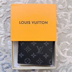 LV Wallet men 
