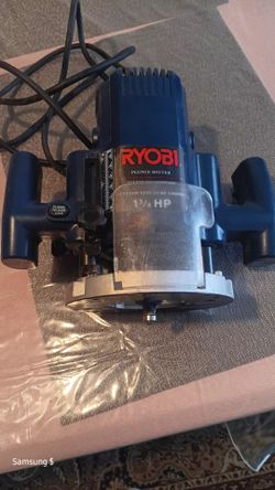 RYOBI ROUTER  1 3/4 H.P.