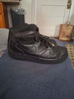 Nike Air Force 1s size 8.5 For Men's