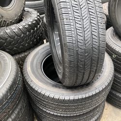 Set Of Bridgestone 255/70/18 Used 