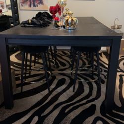 Dining Room Table 