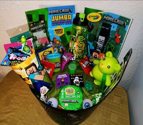 Minecraft, Halloween Boo Baskets. ( Pick up in Modesto.)