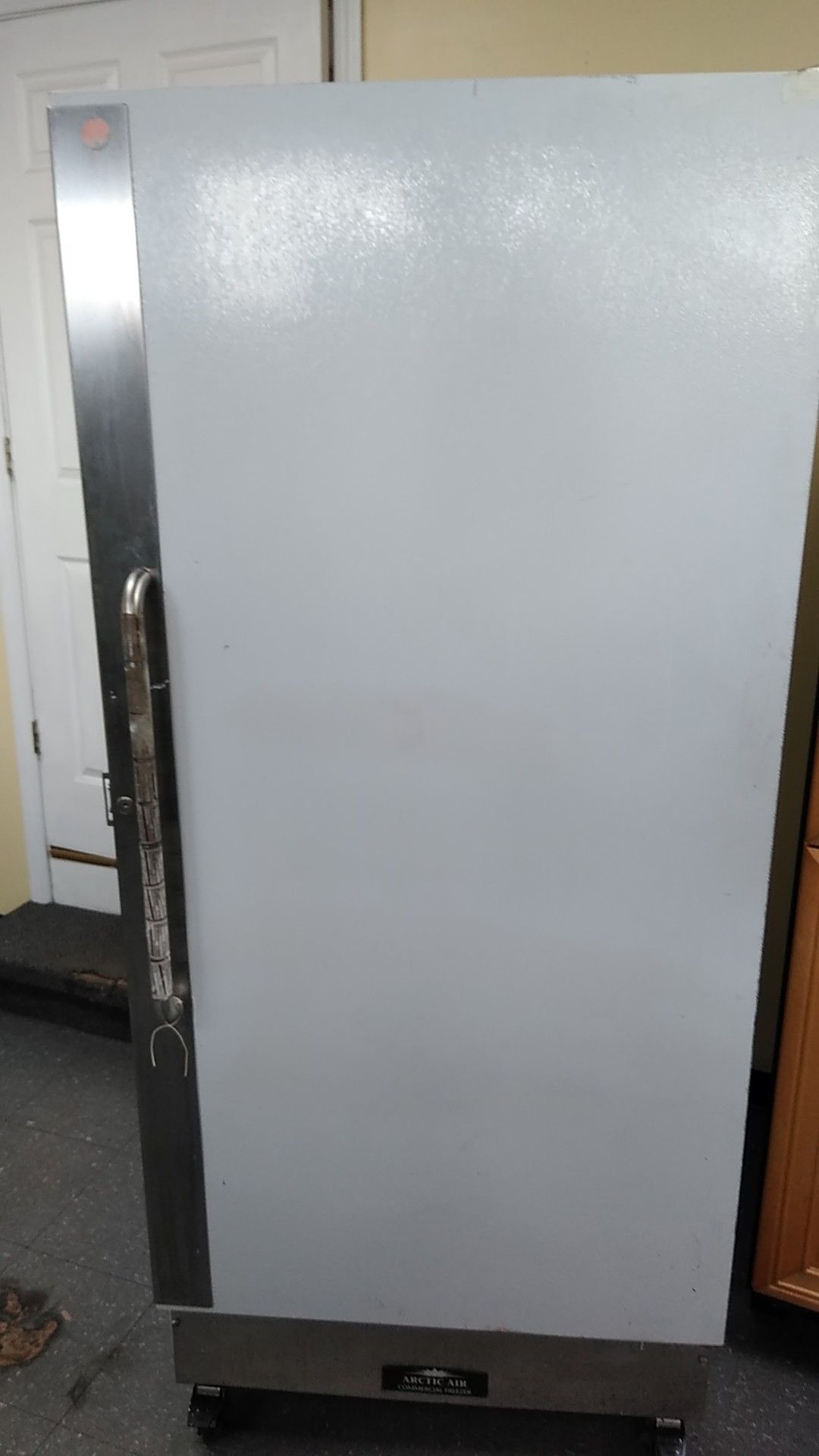 Comercial freezer, located at 55 north main st Norwich ct call me 860-861@4386