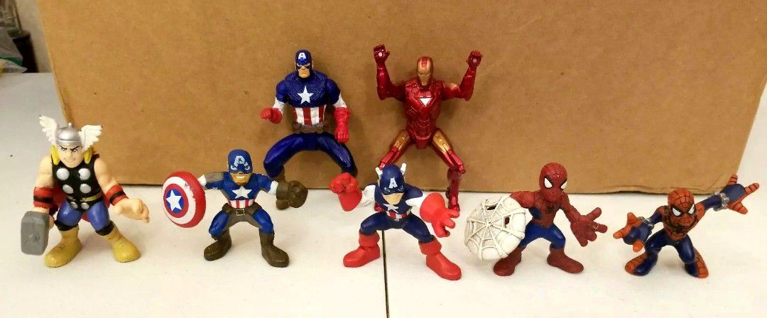 Lot of 7 marvel Imaginext action Figures. 3 captain America, 2 spiderman,1 thor,& ironman