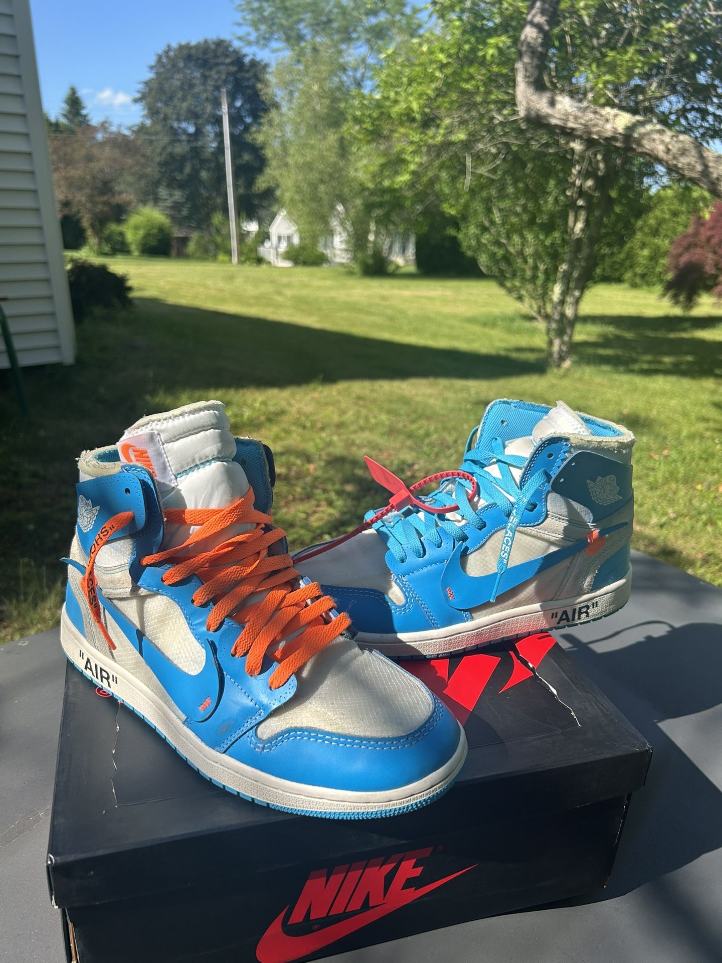 Off-white Jordan 1 Unc