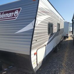 2018 Coleman Lantern 215BHWE 