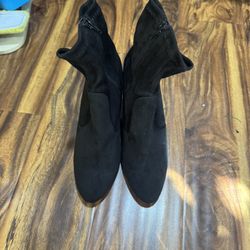 Black Ankle Suede Boots