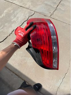2010 BMW 135i rear light; right