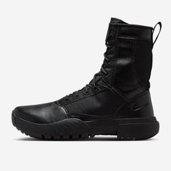 Nike SFB Air Field Ukiah 8" Size 9.5