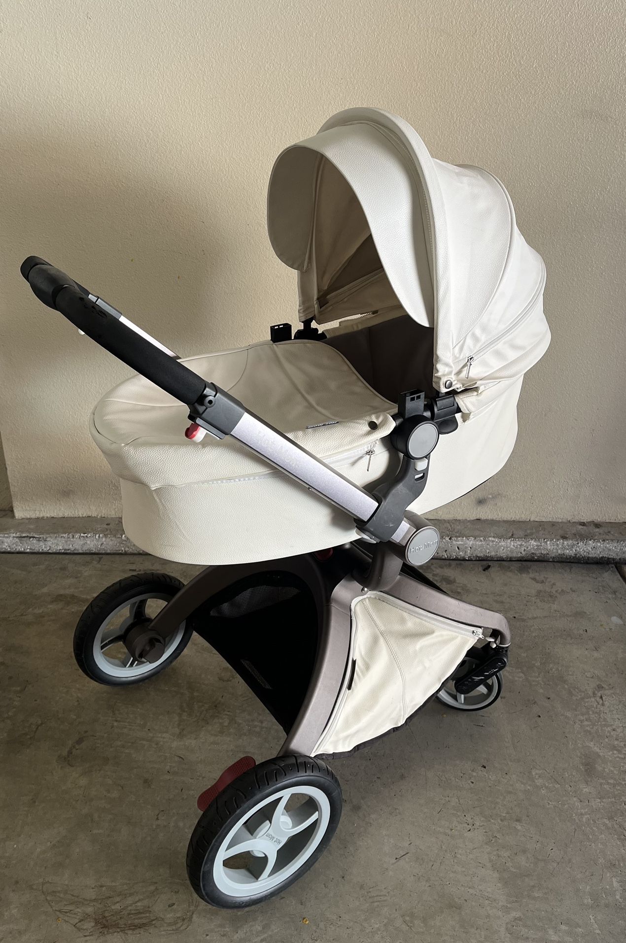 Hot Mom Stroller