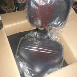 Brandnew extra Wide Seat