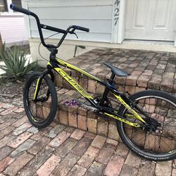 Chase edge pro bmx racing bike