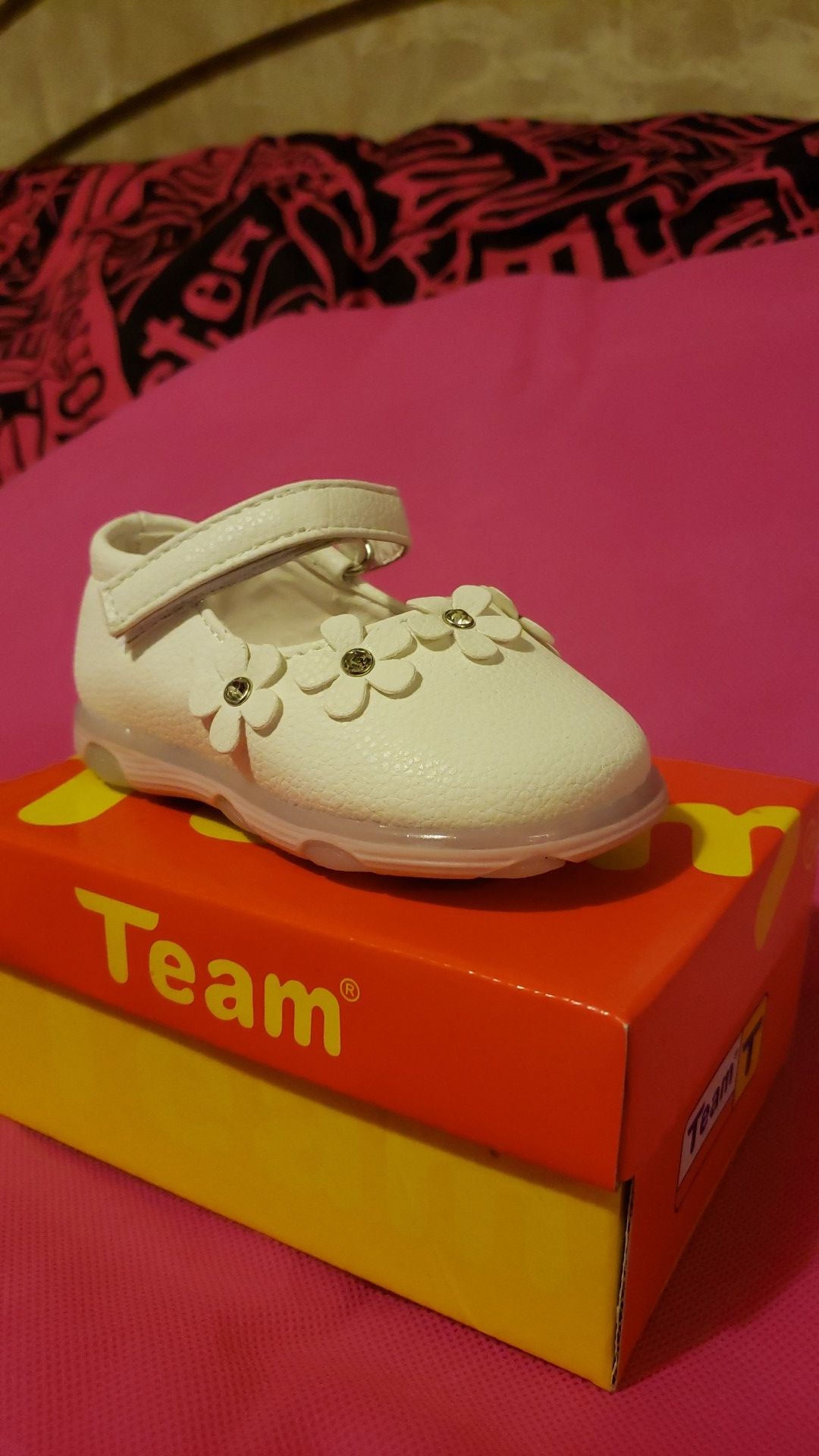 Toddler shoes