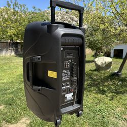 Speaker With Bluetooth & Rechargeable Battery