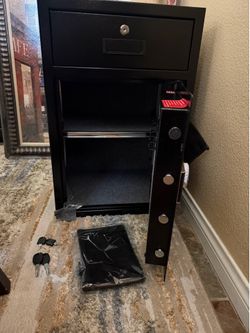 Safe, never used