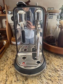 Nespresso Creatista Espresso Machine