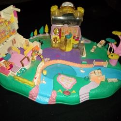 Polly Pocket  Playset