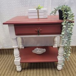 Super Cute Mauve And White Sidetable For Sale 
