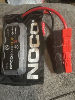 Noco compact portable battery jumper
