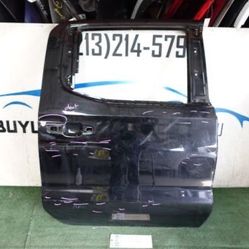 w/1dent 2019 - 2022 CHEVROLET SILVERADO 1500 REAR RIGHT PASSENGER DOOR OEM AX65718