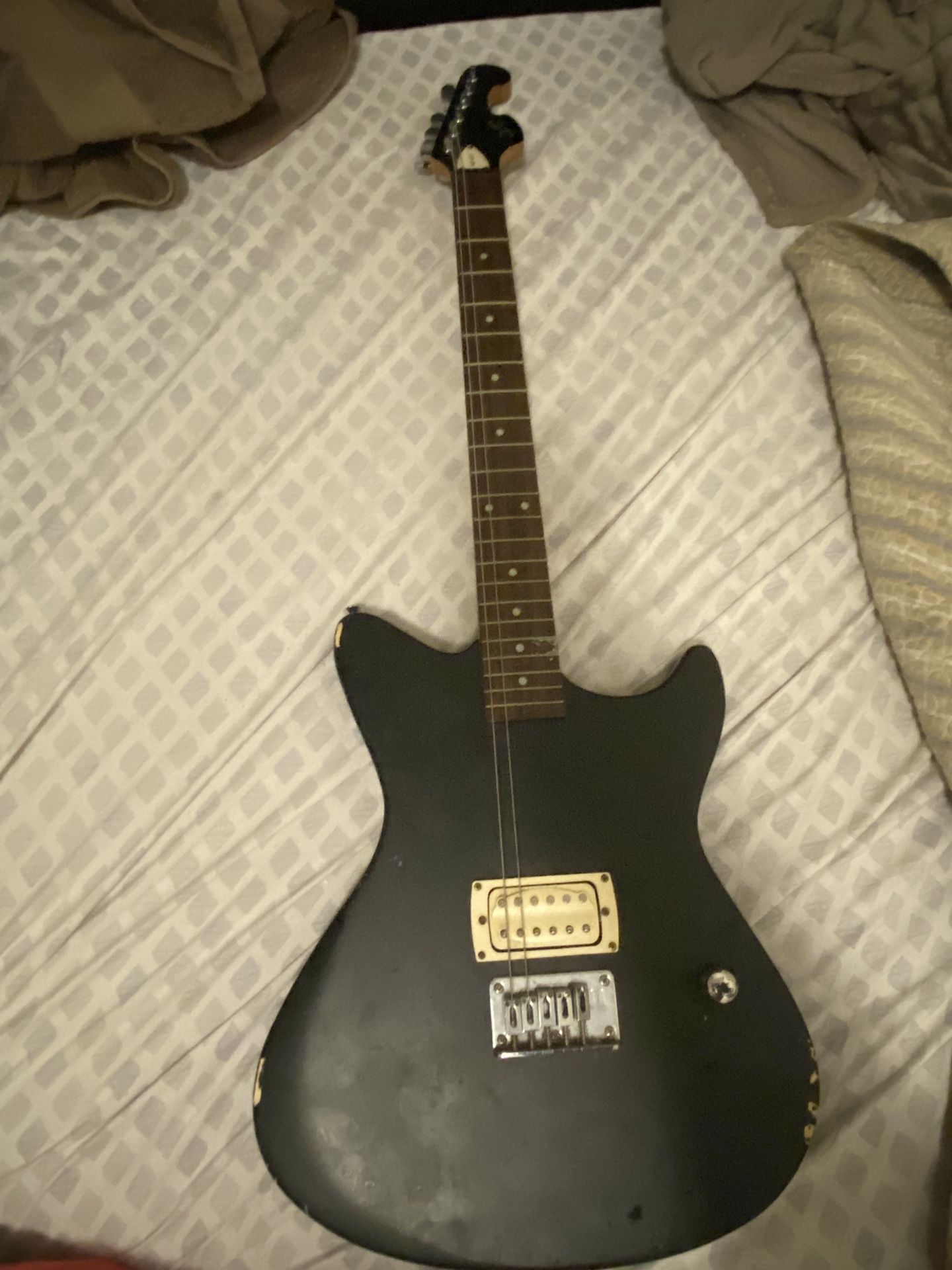 First Act Electric Guitar Me437