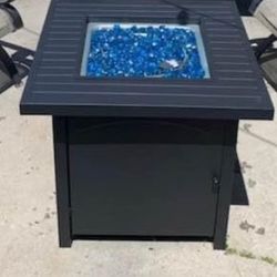 Brand New Fire Pit 28x28
