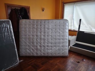 Queen Size Matters and Box spring Brand New