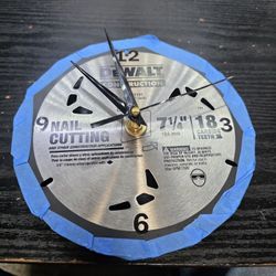 dewalt saw blade clock
