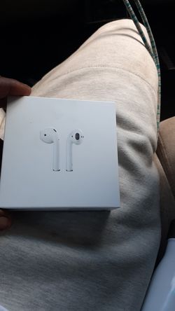 Airpods brand new never worn