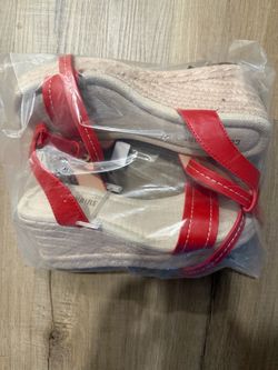 Women’s wedge sandal