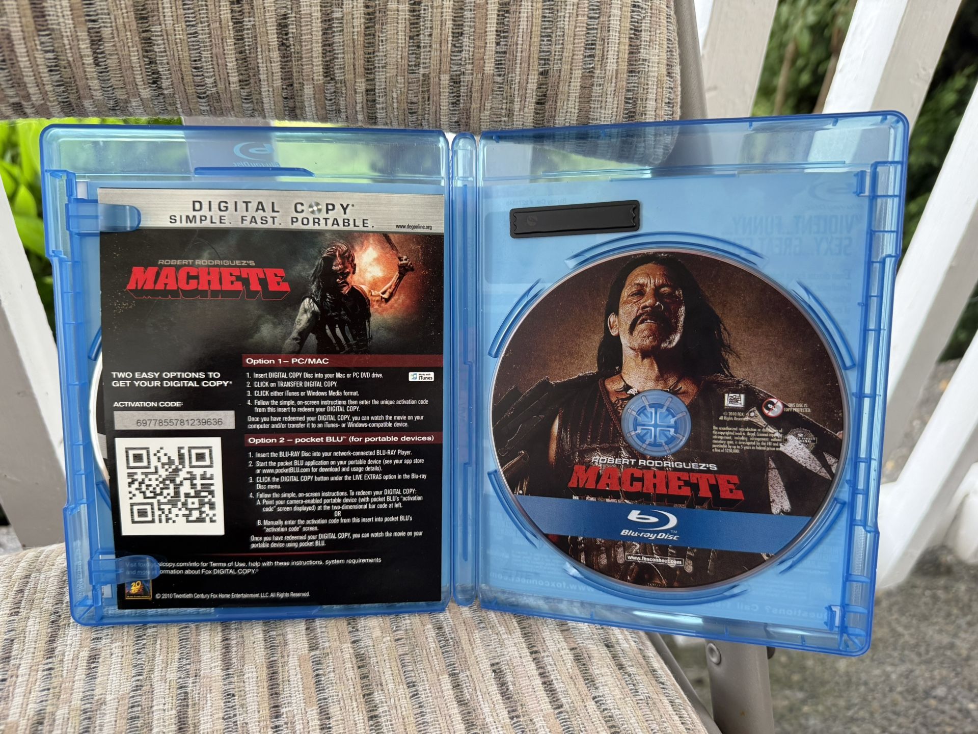 Machete (Blu-ray + Digital Copy) β $1 π¬