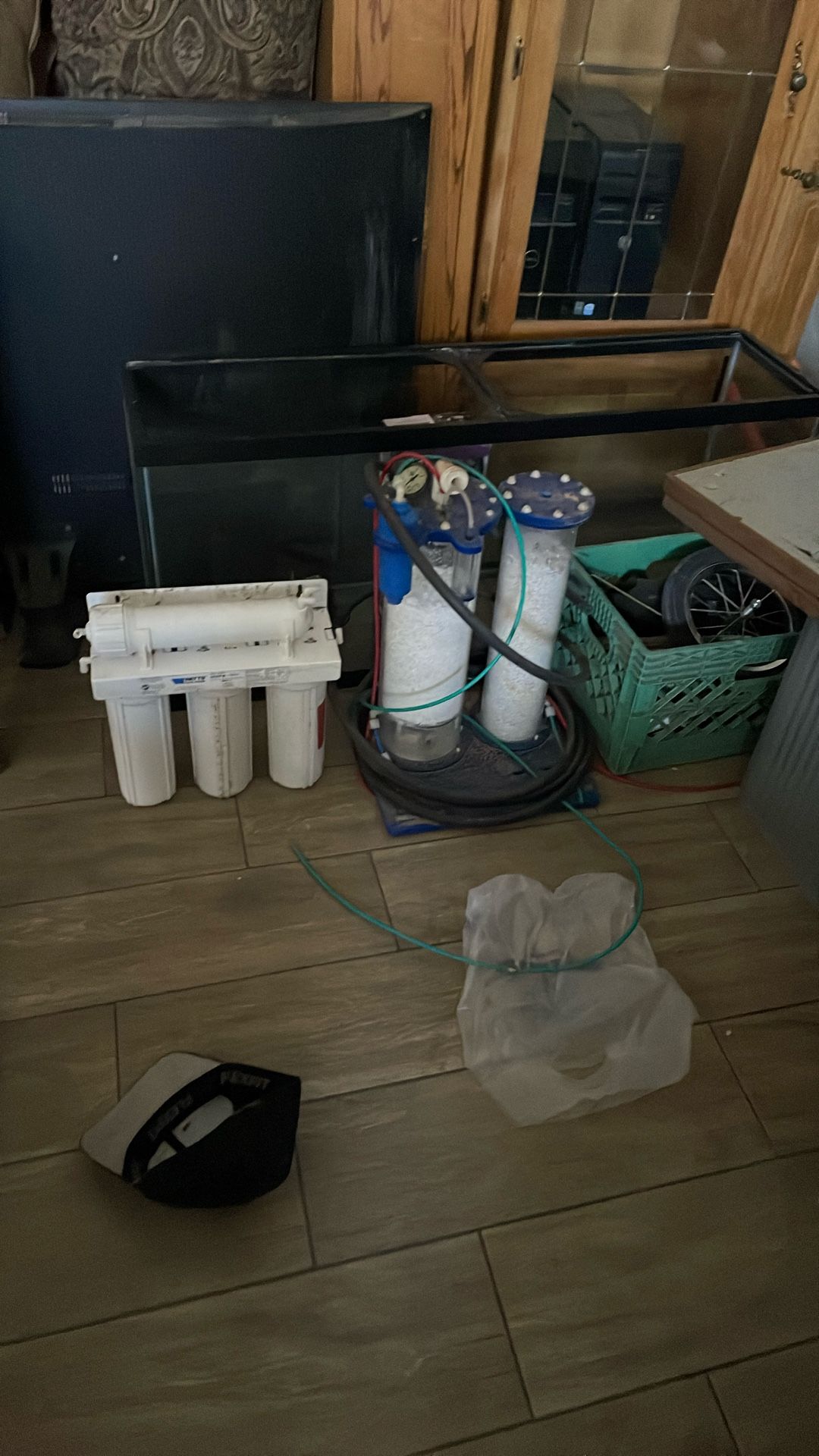 Fish Tank With accessories