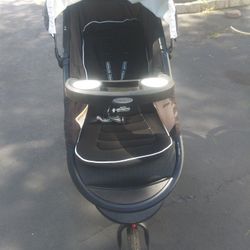 Graco Fast Action Jogger Good Condition