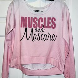 Beautiful Ladies pinkmasc chin up sweatshirt size (M) only $10
