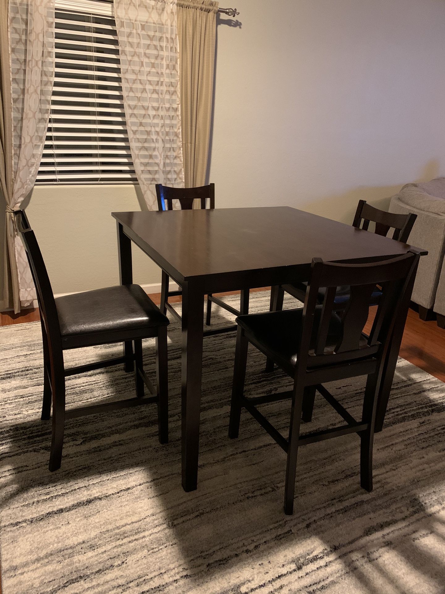 High top dining table for Sale in Phoenix, AZ OfferUp
