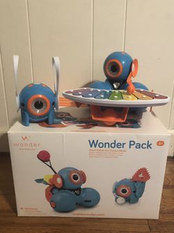  Wonder Workshop Dot and Dash Robot Wonder Pack