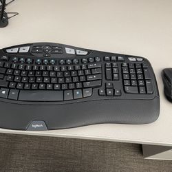 Logitech MK550 Keyboard & M510 Mouse