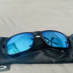 Custom Oakley Holbrook Sunglasses