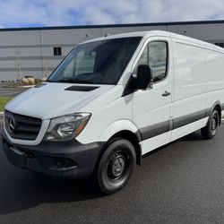 2016 Mercedes-Benz Sprinter WORKER Cargo • Standard roof w/144" WB Van 3D
