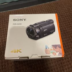 Sony FDR-AX33 Video Camera