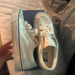 White Pearlized vans