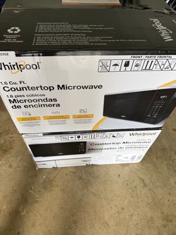 Whirlpool 1.6-cu ft 1200 -Watt Countertop Microwave ( Fingerprint Resistant Stainless Steel )
