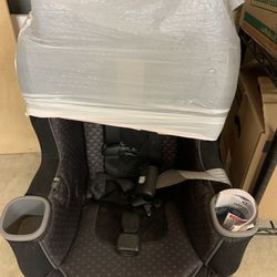 Graco extend2fit Carseat 