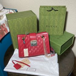 Beautiful Crossbody bag leather