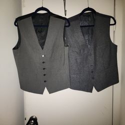 2 Men's Vests