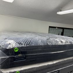 KING SIZE SERTA PERFECT SLEEPER HYBRID (MEDIUM) MATTRESS & BOX SPRINGS BED SET